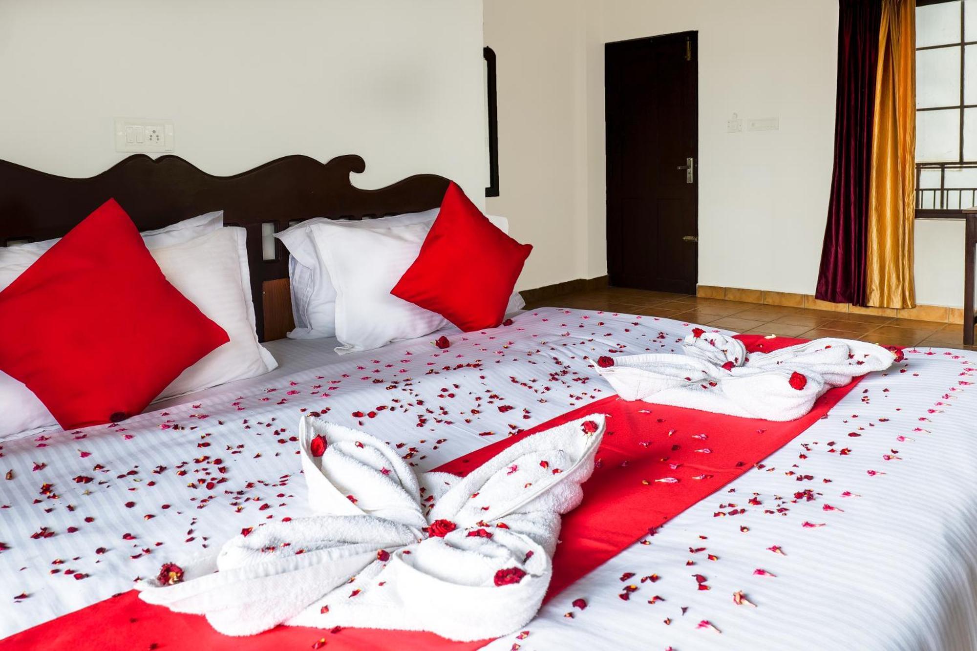 מלון Viripara Exotica Holidays מראה חיצוני תמונה